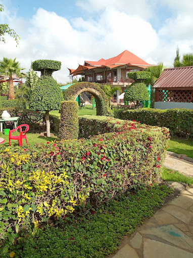 HIGH POINT RESORT & GARDENS