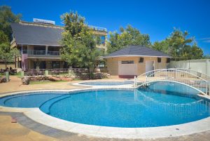 Vicarage Resorts,Kanyuambora