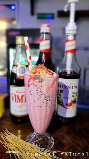 cliffneck restaurant kerugoya