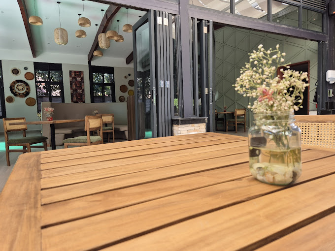 Bush Cayenne Restaurant