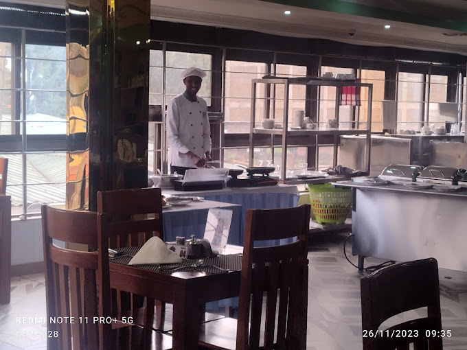 BREEZE HOTEL NYAHURURU