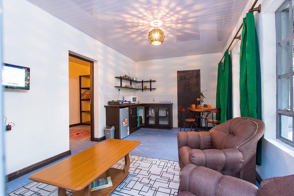 Muthoki Country Lodge