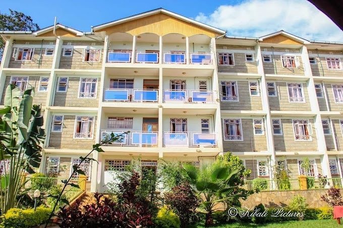 Mountain Breeze Hotel