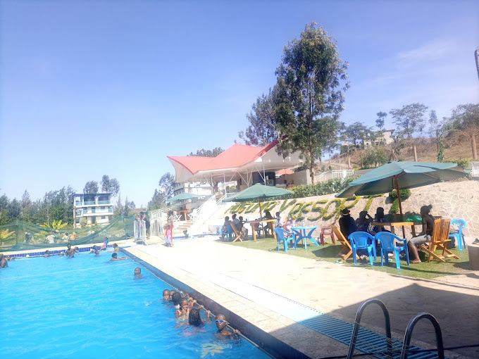 THE MUGUMO VALLEY RESORT