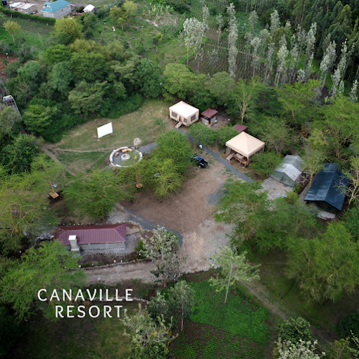 Canaville Resort