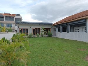 Osiligi white resort