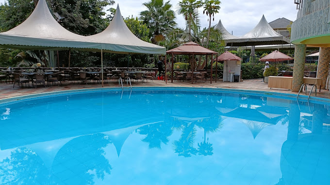 Nokras Riverine Hotel & Spa