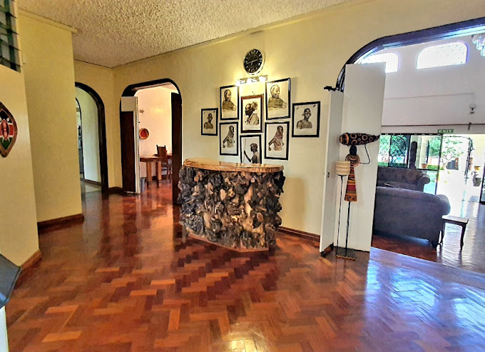 Smothers Suites & Restaurant