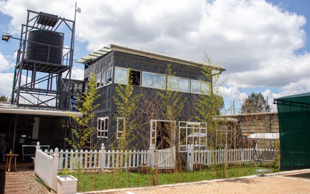 Redhill Container House & Private Spa