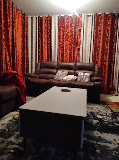 G8 YATCH VILLA HOTEL