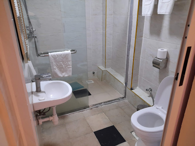 Deuts Four Seasons Hotel