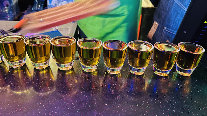 Franky’s Cocktail Spot – Upperhill