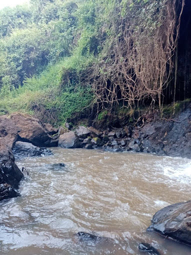 Ndenderu waterfall