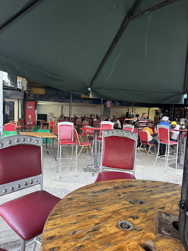 Enkare Bar & Restaurant