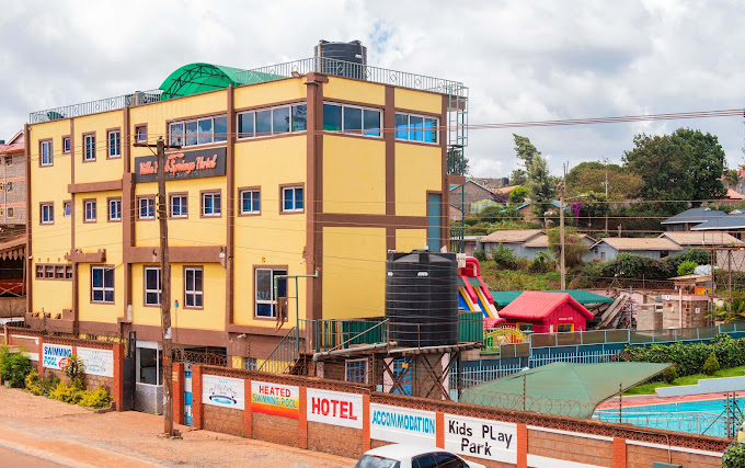 Villa Park Springs Hotel