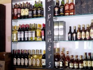 Spinners Bar and Restaurant