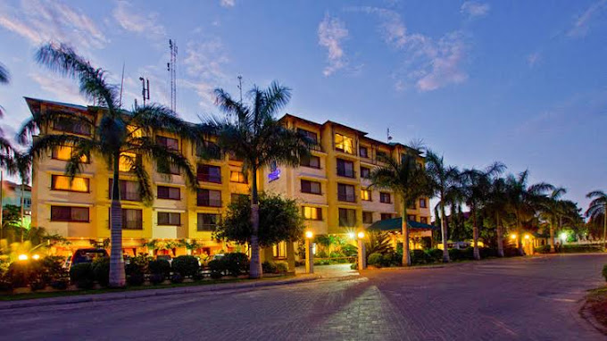 Sea Cliff Court Apartments