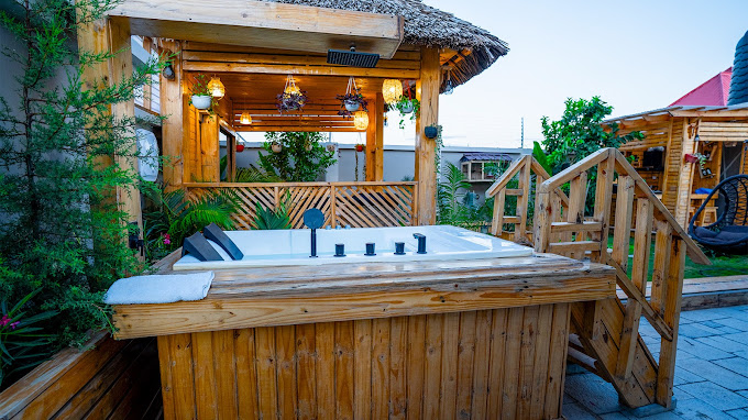 LUCK EXECUTIVE HOMES