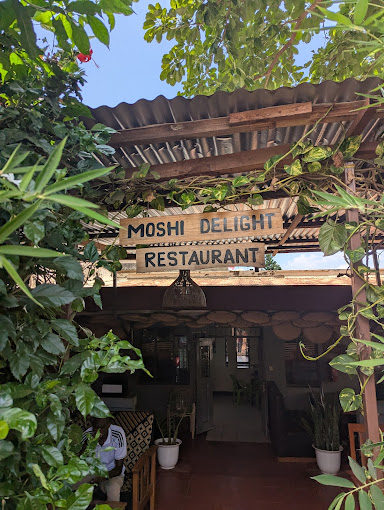 Moshi Delight Restaurant (Pizza, Burger & African food)