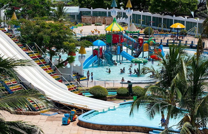 Kunduchi Wet “N” Wild Water Park