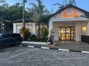 Amalfi Mediterranean Kitchen