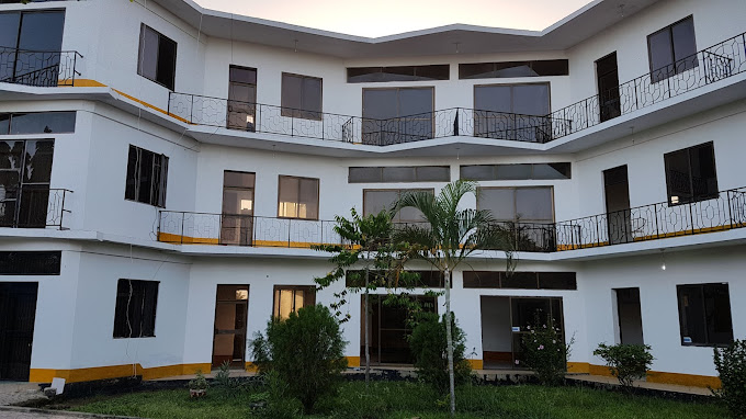 Bahari Beach Hostel