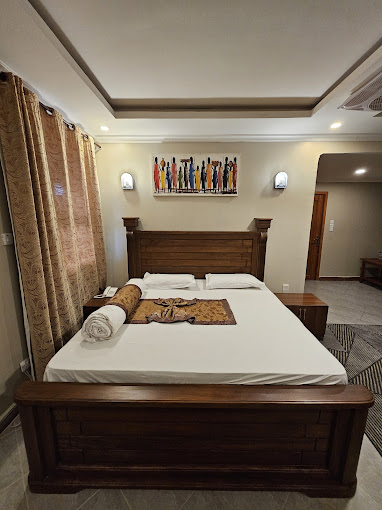 Lush Garden Hotel (conference & social halls)