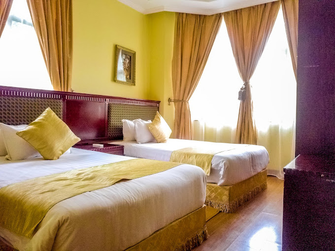 Gold Crest Hotel All Suites