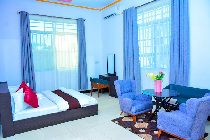 MARKDON EXECUTIVE LODGE