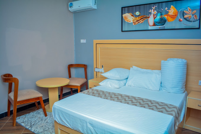 ROSA HOTEL AND APARTMENT – ILAZO