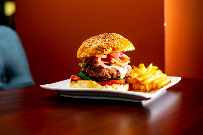 Springwells hotel Maua