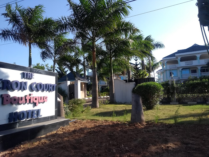 The Heron Court Boutique Hotel