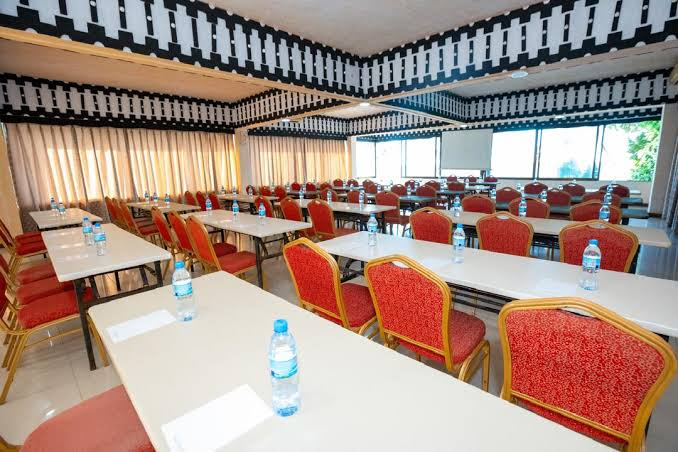 Beachcomber Hotel & Resort