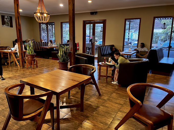 Blossoms Cafe & Wine Bar