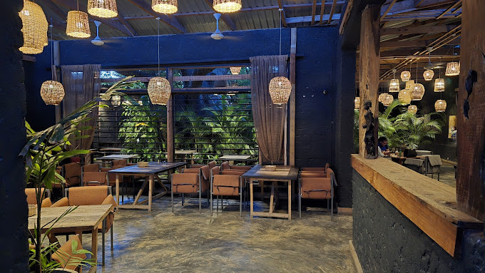 305 Karafuu Restaurant