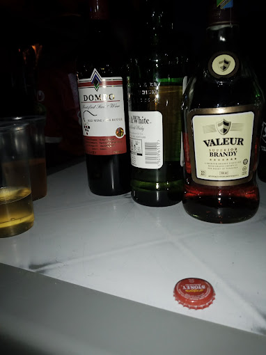 Waswanu Pub & Car Wash