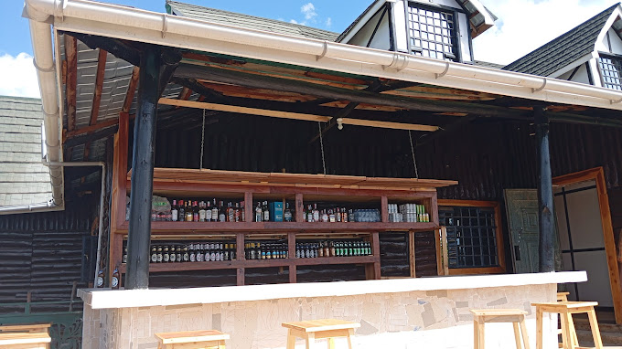 Earthship House, Timau