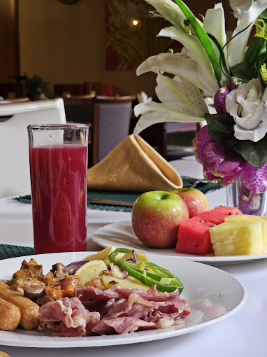 Lush Garden Hotel (conference & social halls)