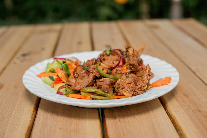 Shose Farmhouse Chalets & Campsite