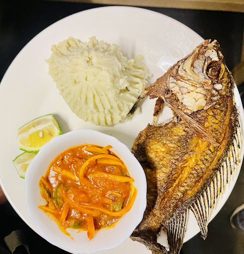 Engutoto Bar & Restaurant