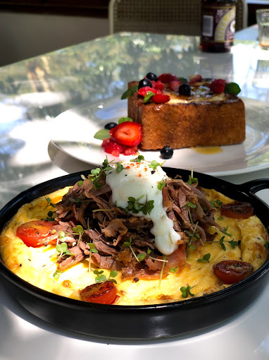 Acacia Grove Lounge Bar