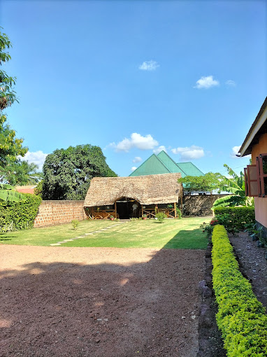 Goodtimewithfar House