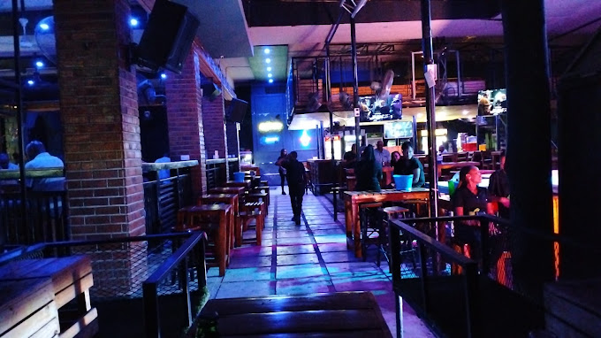 Small Planet Sinza(former La Chaaz)