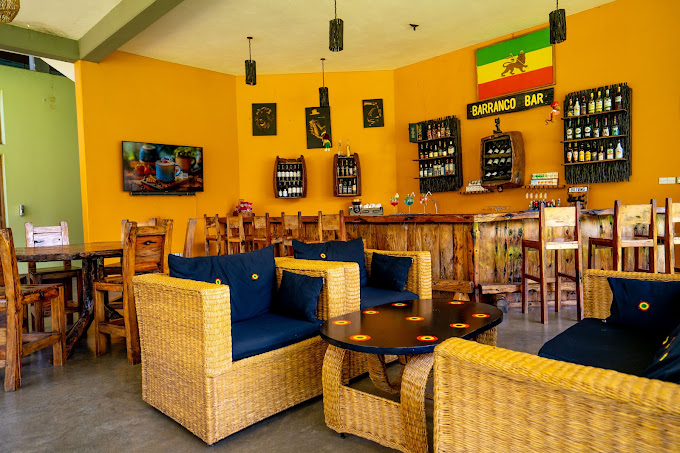 Weru Weru River Lodge