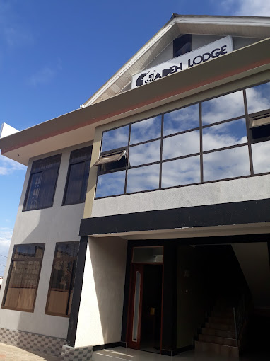 Jaden Hotel & lounge