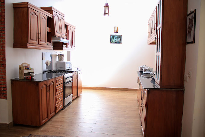 KINDO KICHA FARMHOUSE