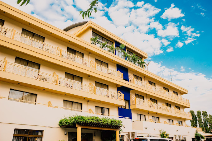 Peninsula Hotel Dar es Salaam