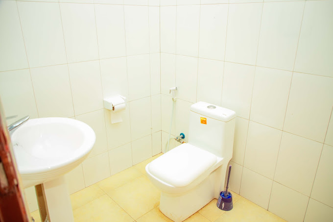 KILIMANJARO WHITE HOUSE HOTEL – Best 4-Star hotel with Mount Kilimanjaro view| Luxury| Budget hotels in Moshi Tanzania